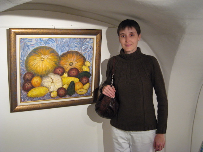 Christel Laversanne lors d'une de ses expositions